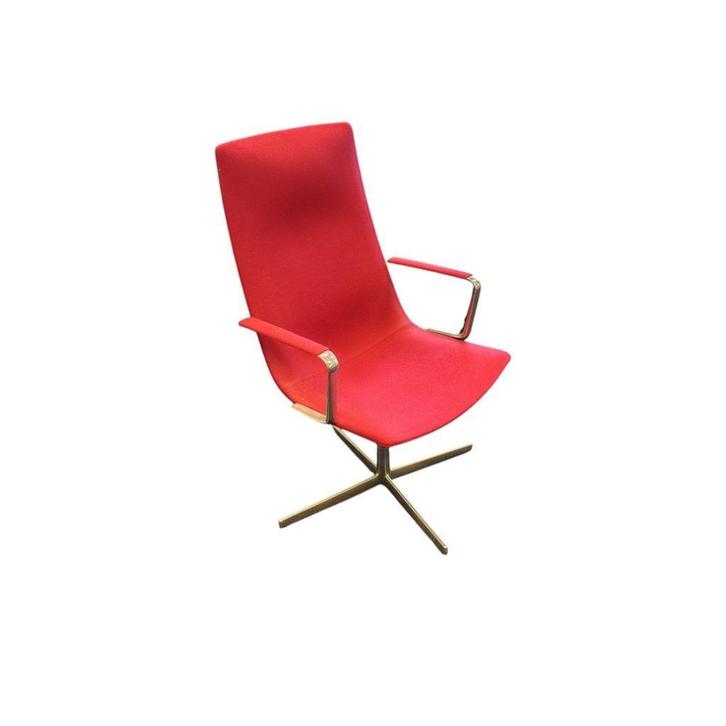 Arper Catifa 70 Design Fauteuil Donker Roze Chroom, Huis en Inrichting, Fauteuils, Gebruikt, Stof, 50 tot 75 cm, Minder dan 75 cm