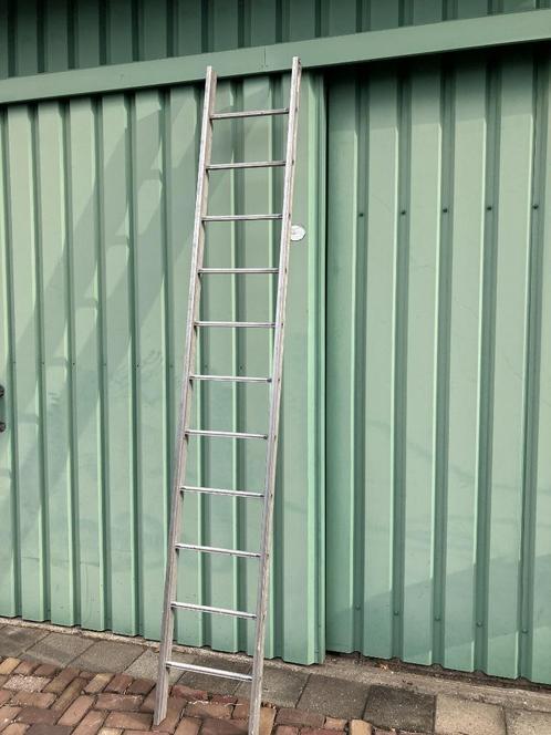 Twee opsteekladders ladders 11 en 13 sporten 3 en 3,5 meter, Doe-het-zelf en Verbouw, Ladders en Trappen, Gebruikt, Ladder, 2 tot 4 meter
