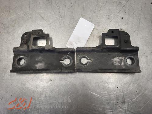 Steun (diversen) van een Opel Vivaro, Auto-onderdelen, Ophanging en Onderstel, Opel, Gebruikt, 3 maanden garantie, Ophalen of Verzenden