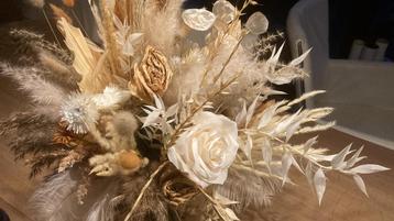 Bruidsbloemen verhuur beschikbaar voor biedingen