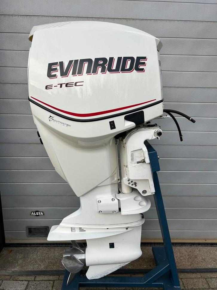 Evinrude E-TEC 150 pk,  extra langstaart(25'') uit 2007, Watersport en Boten, Buiten- en Binnenboordmotoren, Gebruikt, Benzine