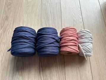 Zpagetti textiel garen beschikbaar voor biedingen