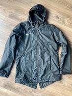Nike shield jas maat M, Sport en Fitness, Loopsport en Atletiek, Nike, Ophalen of Verzenden, Zo goed als nieuw, Kleding