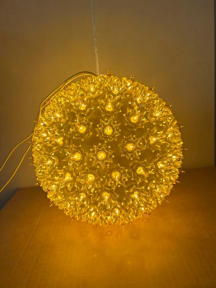 Grote gele bol hanglamp starlight bol met 150 lampjes, Huis en Inrichting, Lampen | Hanglampen, Zo goed als nieuw, Minder dan 50 cm