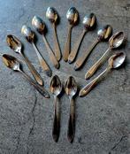 Lepeltjes G. Sola. Z, / Kerkraampje Met Sola. Mokalepeltjes, Antiek en Kunst, Antiek | Bestek, Ophalen of Verzenden