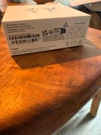 Apple AirPods (4th generation) NEW NEVER USED, Ophalen of Verzenden, Nieuw, Overige merken, Bluetooth