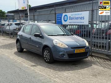 Renault Clio 1.2 Special Line | Airco | Navi | Trekhaak beschikbaar voor biedingen