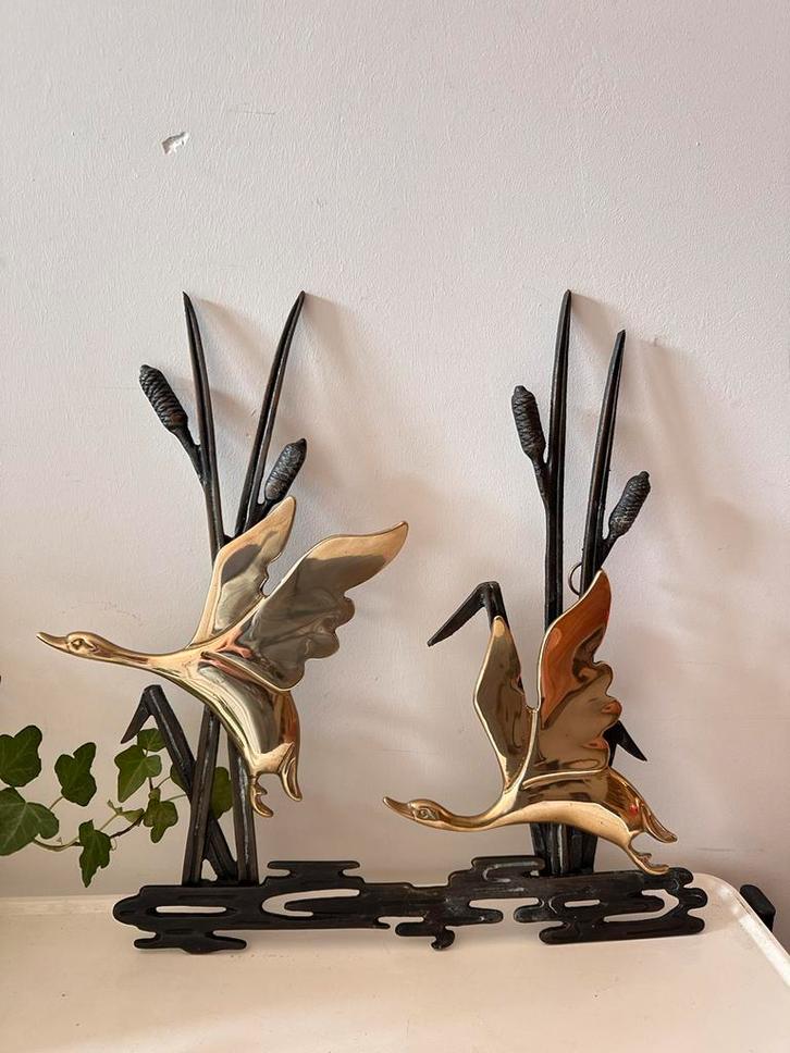 Messing metalen jaren 70 wanddecoratie zwanen, Antiek en Kunst, Antiek | Woonaccessoires, Ophalen of Verzenden