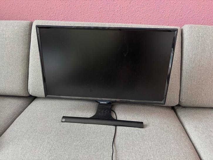 Samsung computerscherm, Computers en Software, Monitoren, Gebruikt, 60 Hz of minder, LED, Ophalen
