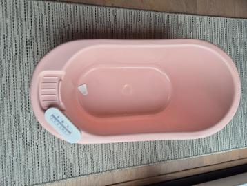 Rose babybad beschikbaar voor biedingen