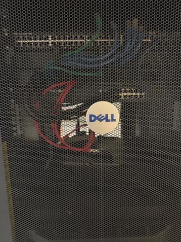 Weekend Actie: Dell Server Kast 42U Compleet - € 250 beschikbaar voor biedingen