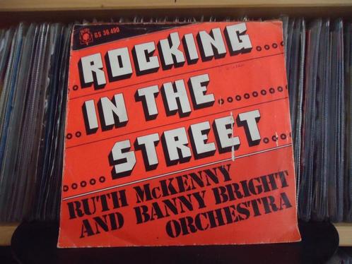 7" Single Ruth McKenny And Banny Bright Orchestra - Rocking, Cd's en Dvd's, Vinyl Singles, Gebruikt, Single, Pop, 7 inch, Verzenden