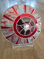 Antiek ronde rode Art Deco Glas in lood raamhanger €59, Antiek en Kunst, Antiek | Glas en Kristal, Ophalen of Verzenden