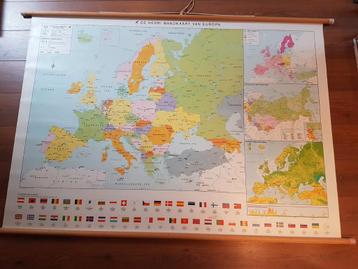 De Hebri wandkaart van Europa. Nette kaart. Beide kanten bed beschikbaar voor biedingen