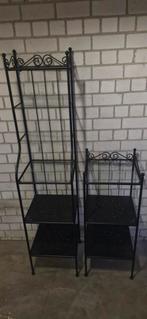 2 metalen stellingskastjes met glasplaatjes, Ophalen