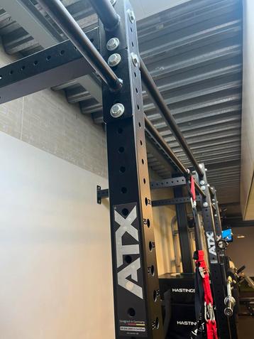 ATX wall rigs 3 stations beschikbaar voor biedingen