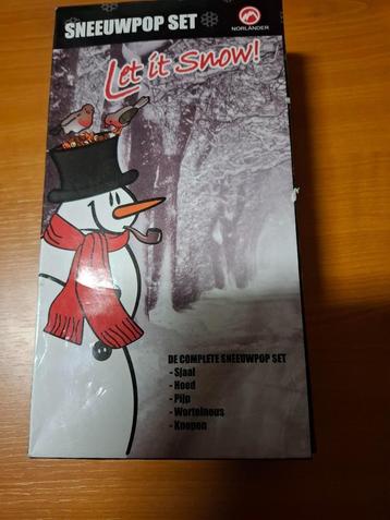 SNEEUWPOP  SET IN DOOS beschikbaar voor biedingen