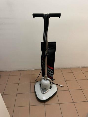 Fakir parket boenmachine beschikbaar voor biedingen