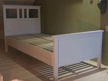 Hemnes eenpersoonsbed goede staat