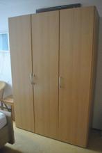 Kledingkast, 3 deurs, Huis en Inrichting, Kasten | Kledingkasten, Ophalen, Gebruikt, 100 tot 150 cm, 200 cm of meer