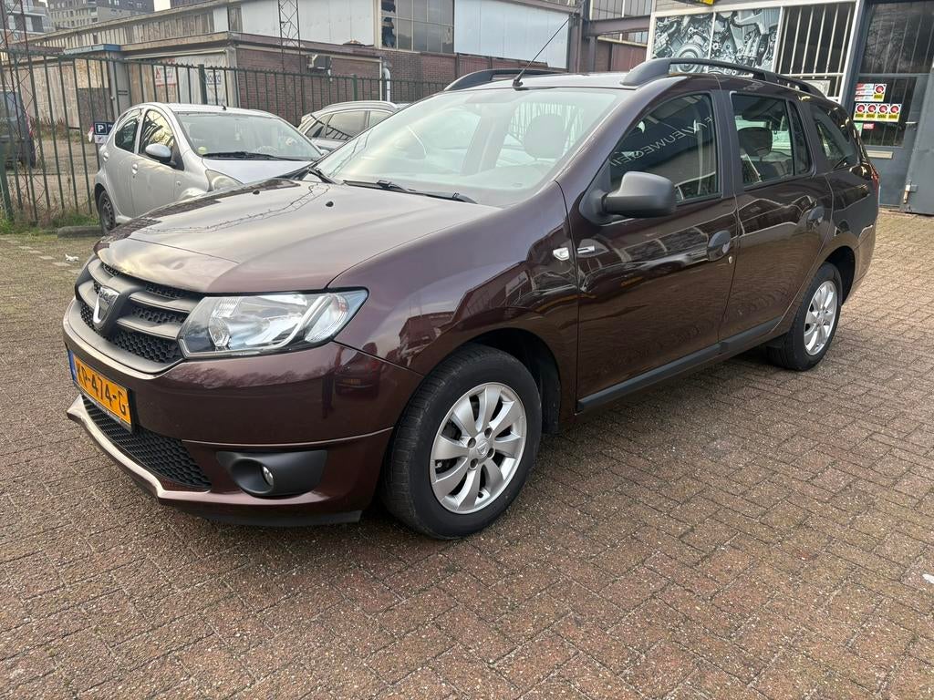 Dacia Logan MCV 0.9 Tce 90pk Easy-r S&S Stepway 2016 Bruin, Auto's, Dacia, Voorwielaandrijving, 898 cc, Stof, 40 €/maand