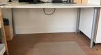 Bureau met verstelbare Ikea poten, Ophalen, Gebruikt, Bureau