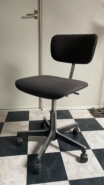Vintage Martin Stoll bureaustoel grijsbruin beschikbaar voor biedingen