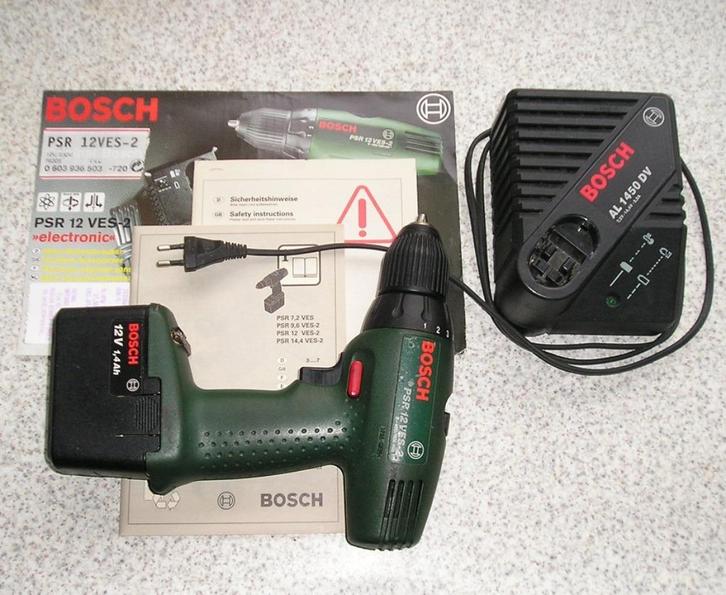 Bosch 12 V~1,4Ah Boormachine + Bosch AL 1450 DV Snellaadapp., Doe-het-zelf en Verbouw, Gereedschap | Boormachines, Gebruikt, Boormachine