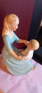 Goebel Beeldje Moeder & Baby  eind jaren 50, Ophalen of Verzenden, Zo goed als nieuw, Mens