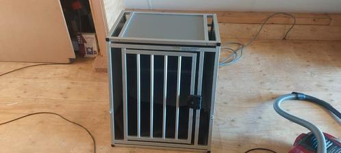 Te koop Alvaris hondentransportbox, Dieren en Toebehoren, Transportboxen, Zo goed als nieuw, Ophalen