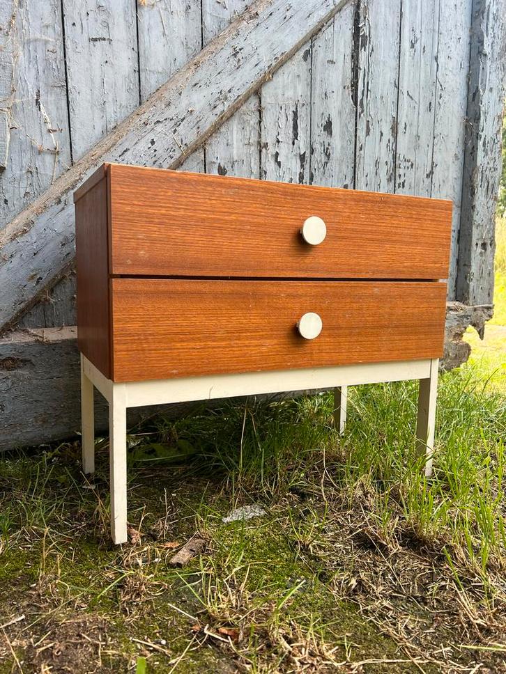 Vintage space age ladenkast op hoge poten, Huis en Inrichting, Kasten | Ladekasten, Gebruikt, Minder dan 100 cm, 50 tot 100 cm