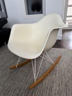 vitra rar schommelstoel, Huis en Inrichting, Stoelen, Ophalen, Zo goed als nieuw, Wit, Eén