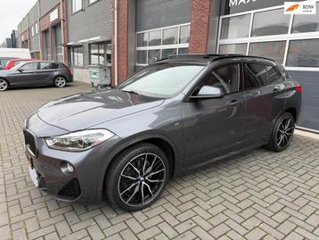 BMW X2 sDrive20i 192PK M-Sport LED Pano Camera Keyless Lane beschikbaar voor biedingen