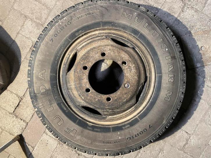 Mercedes Düdo 508D Reservewiel met ophangsysteem, Auto-onderdelen, Banden en Velgen, Banden en Velgen, Zomerbanden, Bestelwagen