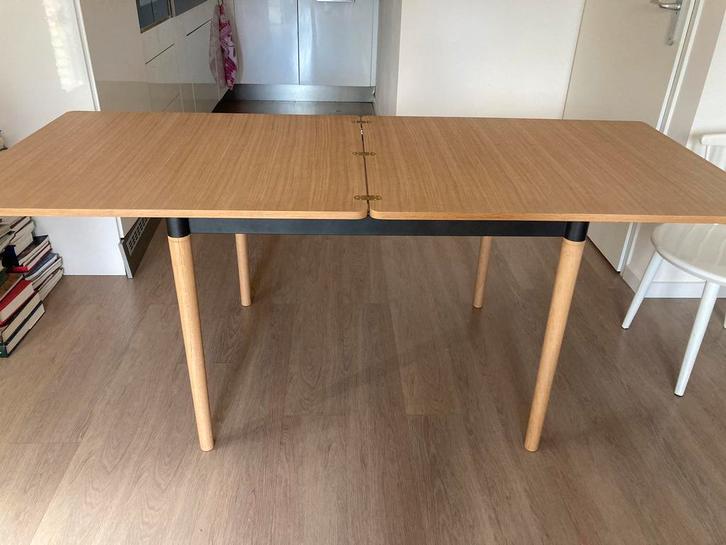 Bolia double up uitschuifbare / uitklapbare eettafel eiken, Huis en Inrichting, Tafels | Eettafels, Zo goed als nieuw, 50 tot 100 cm