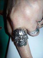 Ring Zilverkleur Metaal Skull Robuust Model Maat 21, 20 of groter, Nieuw, Dame of Heer, Zilver