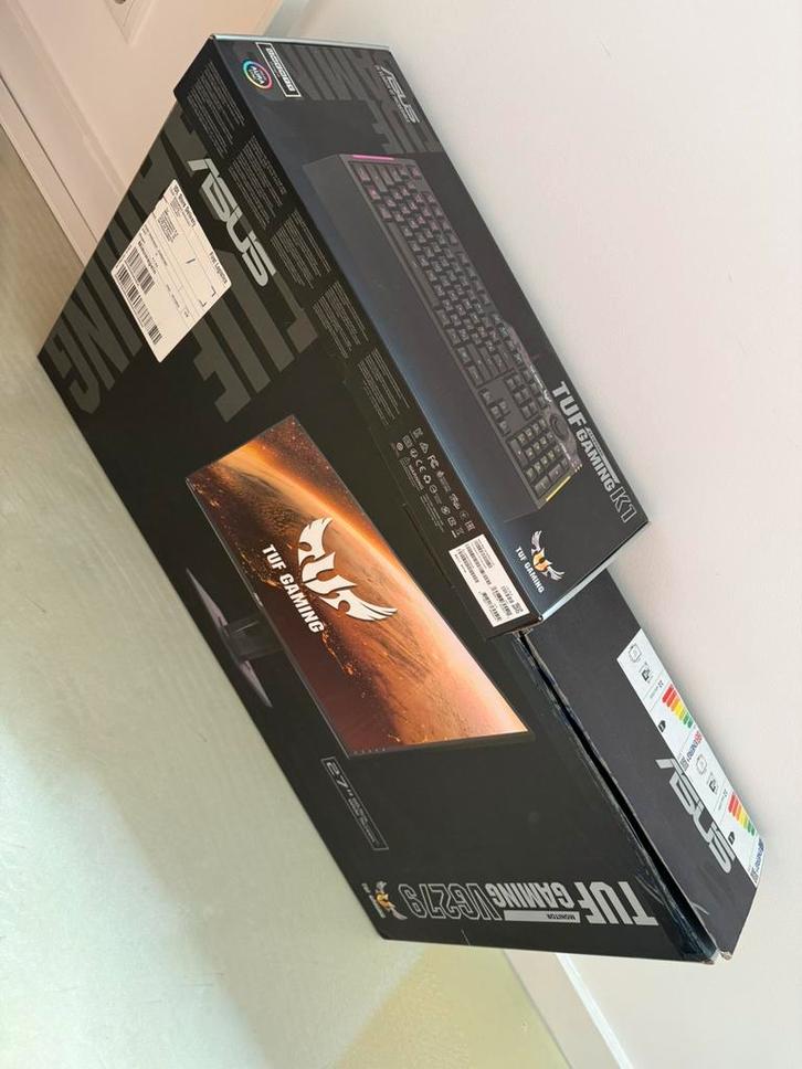 ASUS TUF GAMING monitor + toetsenbord, Computers en Software, Monitoren, Zo goed als nieuw, 201 Hz of meer, HDMI, USB-C, Gaming