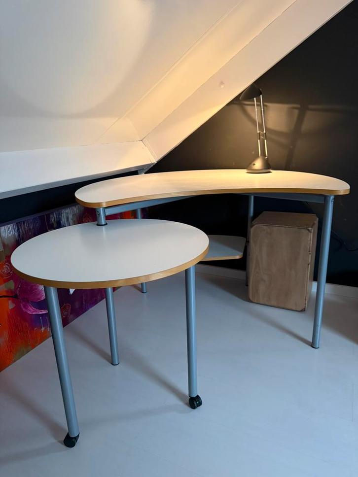 IKEA bureau uit de jaren ‘90, Huis en Inrichting, Bureaus, Gebruikt, Bureau, Met wielen, Ophalen