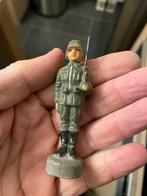 Merkloze wacht soldaat, Antiek en Kunst, Ophalen of Verzenden