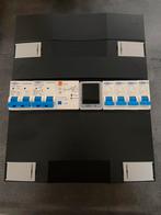 Nieuwe 3 in 1 kWh meter - meterkast - groepenkast - 4x groep, Ophalen of Verzenden, Nieuw