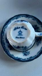 Kleine kop en schotel - Blue Rose Fine China, Antiek en Kunst, Antiek | Servies compleet, Ophalen of Verzenden