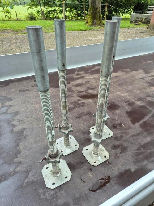 4 Spindels van Skyworks rolsteiger, Doe-het-zelf en Verbouw, Steigers, Gebruikt, Overige typen, Minder dan 2 meter, Ophalen