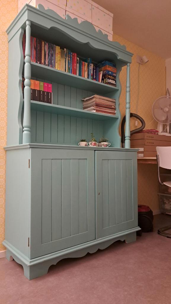 Mooie geverfde grenen kast, Huis en Inrichting, Kasten | Wandmeubels, Gebruikt, 200 cm of meer, Minder dan 150 cm, 25 tot 50 cm