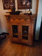 Gave oude vitrine kast, Ophalen