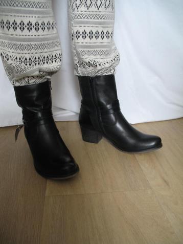 BiBob ✨Leren Enkellaarzen ✨Zwart ✨Zilverkleur Gesp ✨Mt 39 ✨ beschikbaar voor biedingen