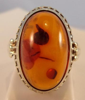 Historische gouden ring met Barnsteen (+fossielen), Amber beschikbaar voor biedingen