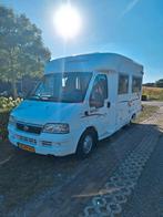 Nette compacte camper te koop, Particulier, Half-integraal
