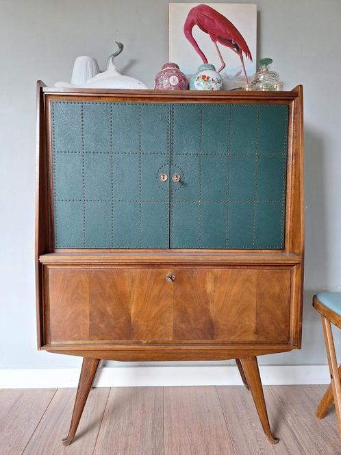 Engelse vintage drankenkastje, dranken kabinet, highboard, Huis en Inrichting, Kasten | Secretaires, Zo goed als nieuw, Ophalen