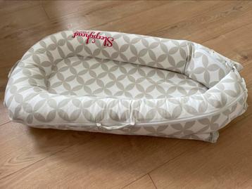 Baby nestje sleepy deluxe beschikbaar voor biedingen