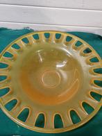 schaal groot geel glas met openingen, Ophalen of Verzenden, 'T Olde Gre-j, Info@toldegrej.nl, Endepoelstraat 20f Didam